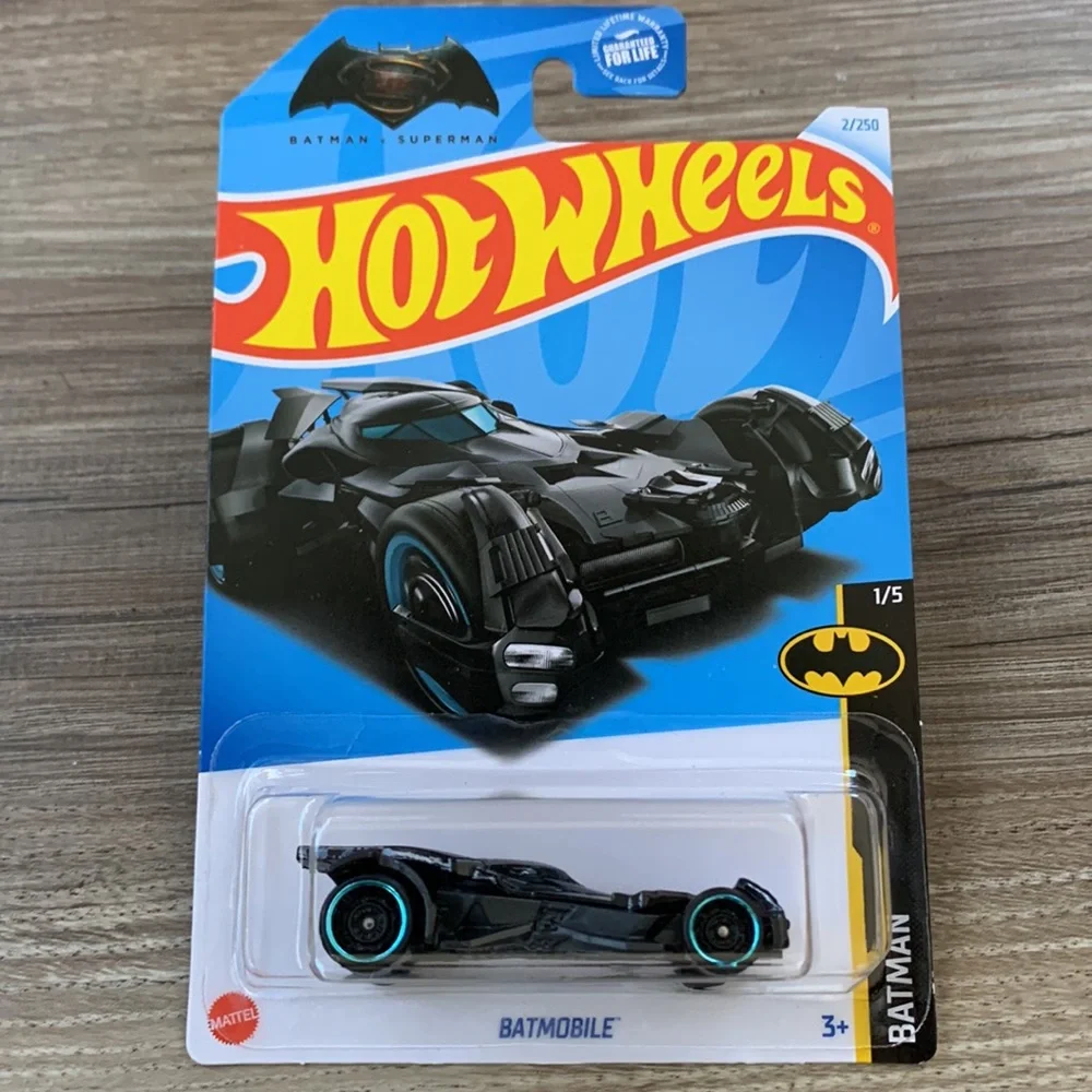 Hot Wheels Car Batman v Superman Black Batmobile Car 1/5 DC Comics Hotwheels